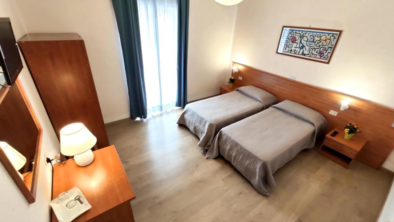 Hotel Gambrinus Abbadia San Salvator Extérieur photo