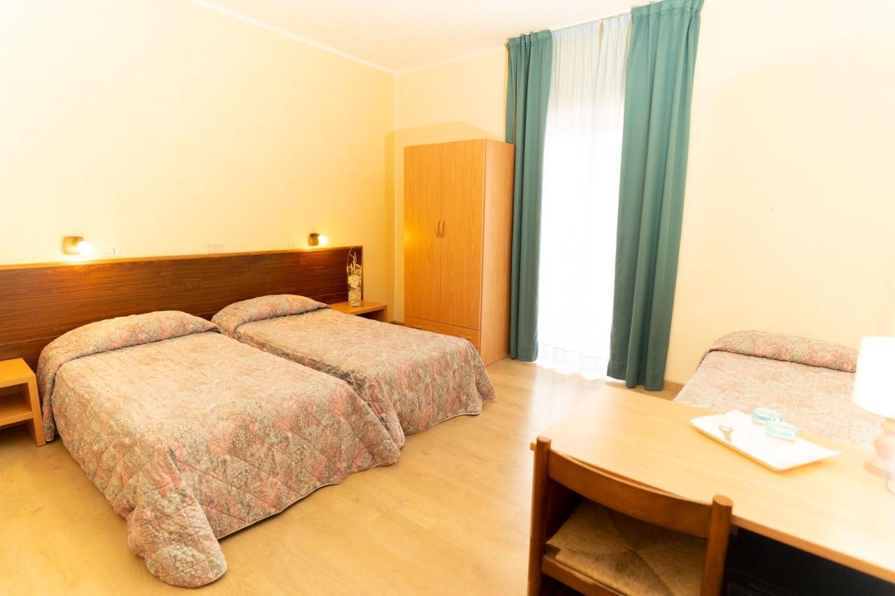 Hotel Gambrinus Abbadia San Salvator Extérieur photo